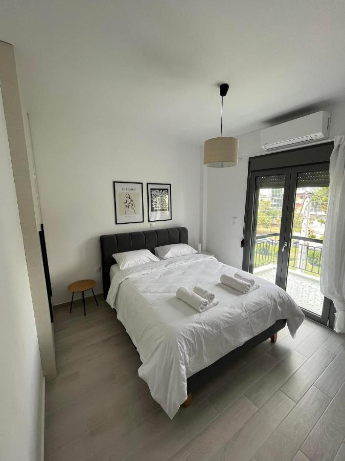 Tiffany'S Apartments -2' Walk From Metro Athens Ngoại thất bức ảnh